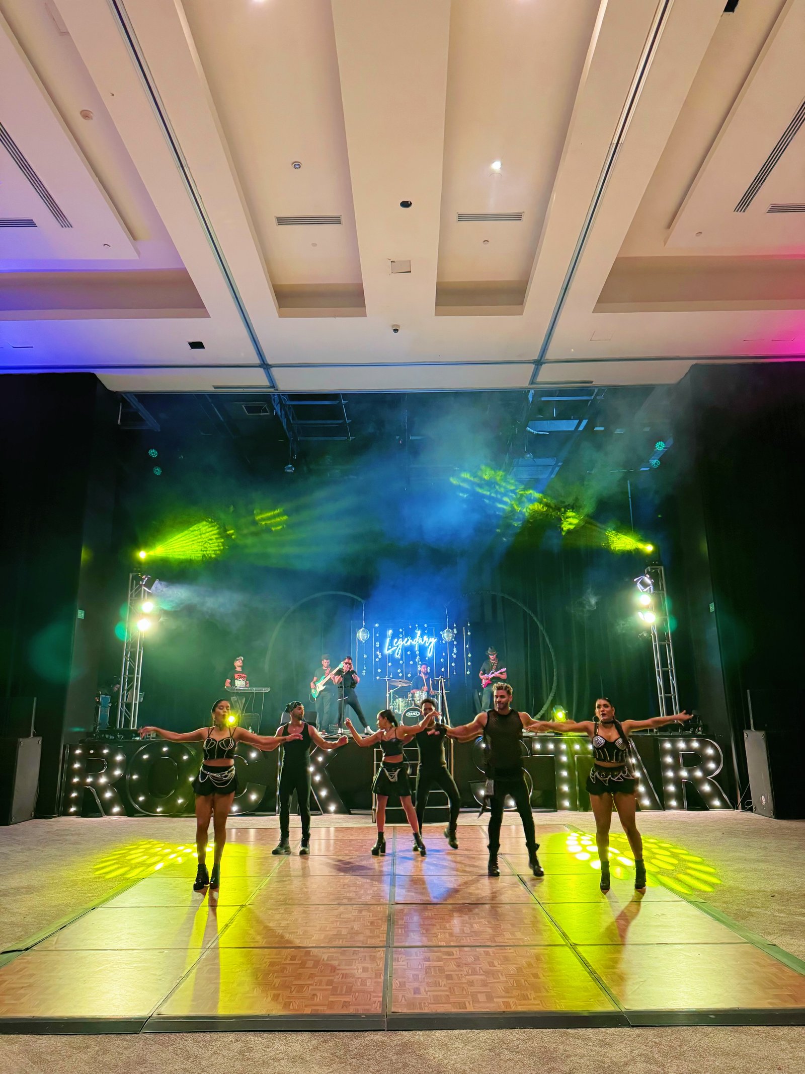 Menfasyg Band On Stage